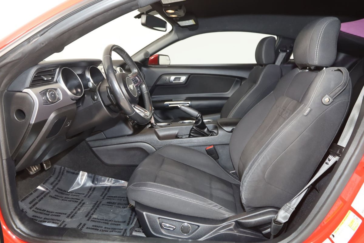 Used 2019 Ford Mustang GT RWD image 10