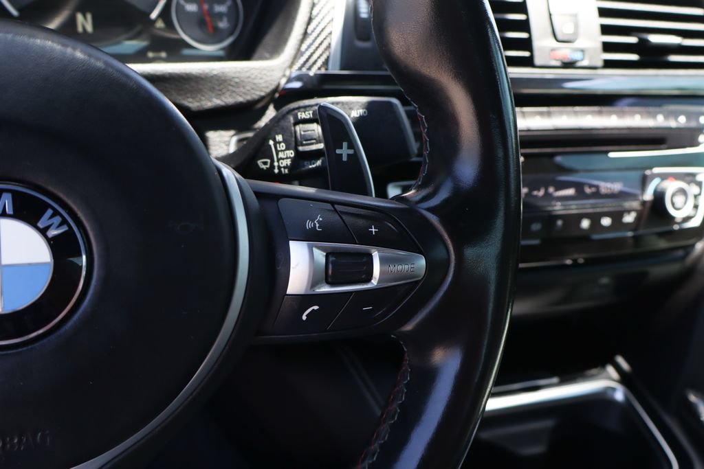 Used 2020 BMW M4 Coupe w/ Competition Package RWD image 24
