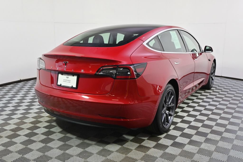 Used 2019 Tesla Model 3 Standard Range Plus image 6