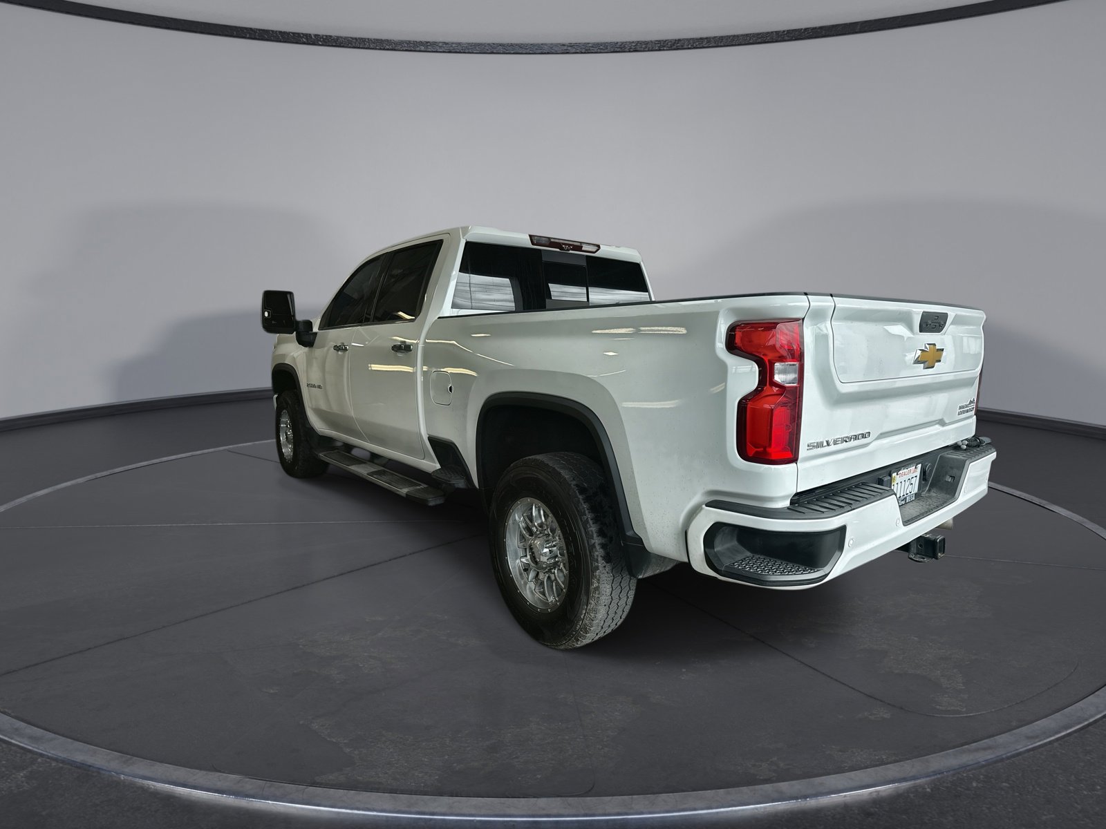 Used 2022 Chevrolet Silverado 2500 High Country w/ Z71 Off-Road Package AWD/4WD image 6