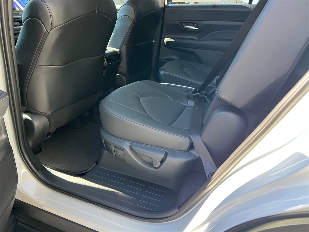 New 2026 Toyota Grand Highlander XLE image 21