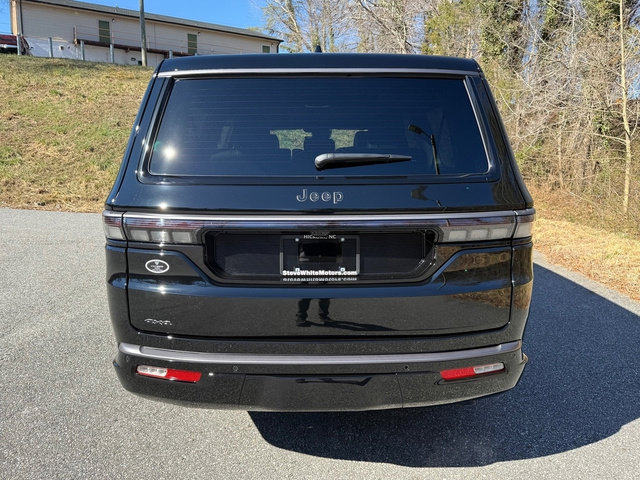New 2026 Jeep Grand Wagoneer L Limited w/ Premium Group II image 9