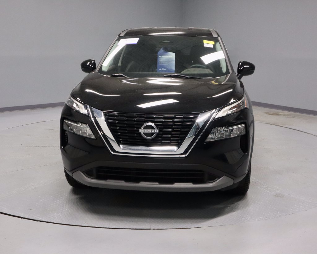 Used 2023 Nissan Rogue SV AWD/4WD image 6