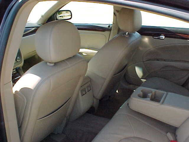 Used 2008 Buick Lucerne CXL image 8