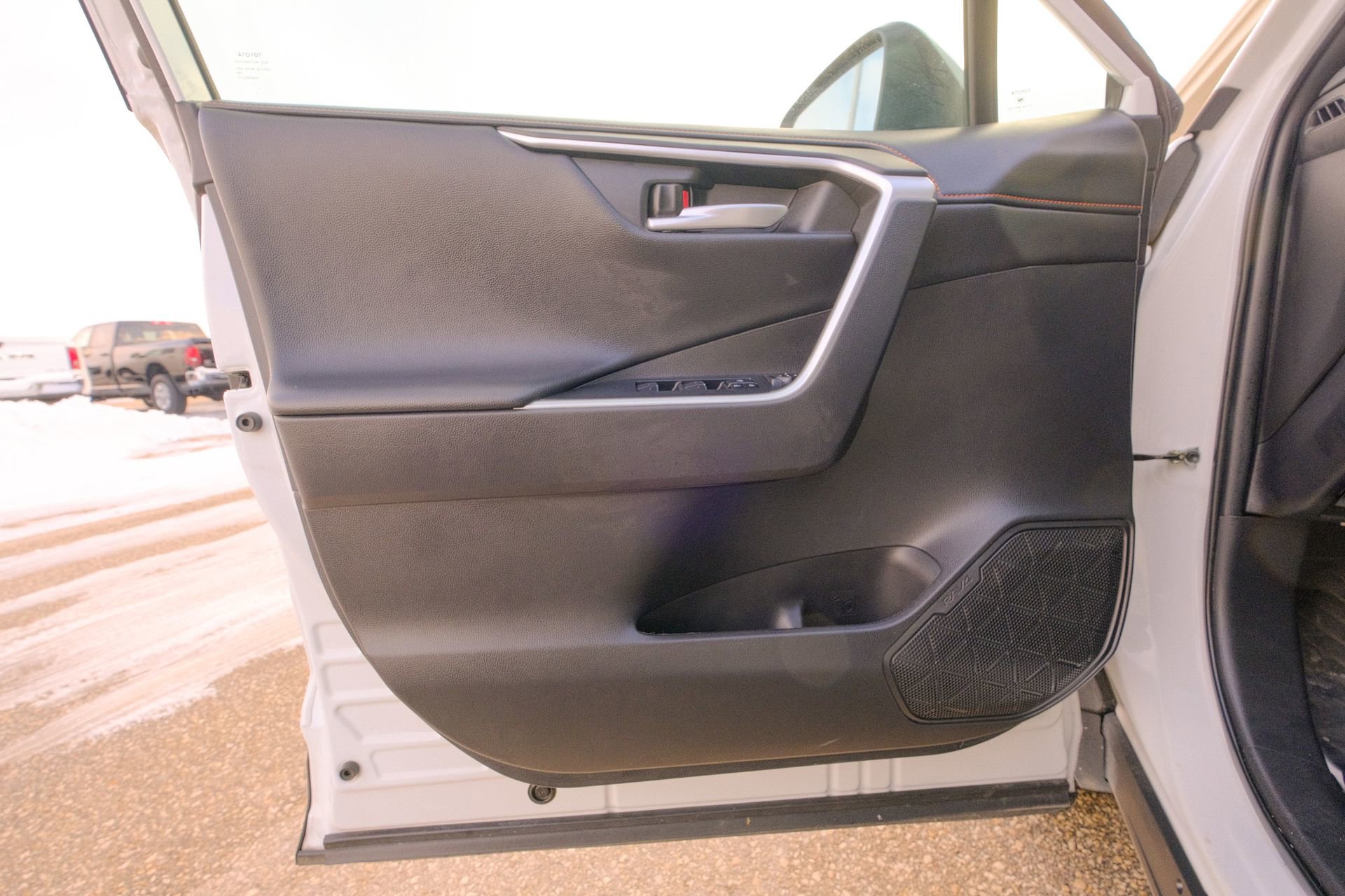 Used 2024 Toyota RAV4 Adventure image 24