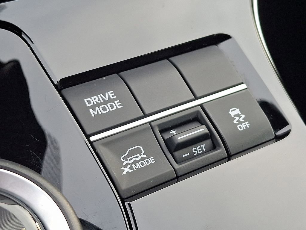 Used 2024 Subaru Solterra Premium image 24