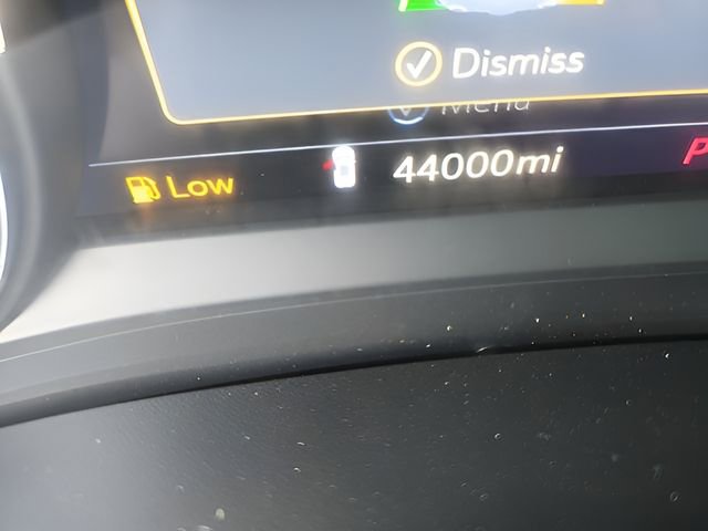 Used 2022 Cadillac XT5 Premium Luxury w/ Technology Package FWD image 15