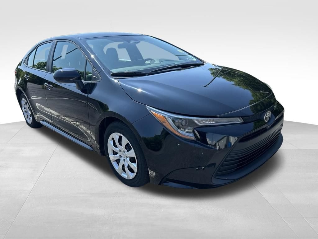 Certified 2024 Toyota Corolla LE FWD image 7