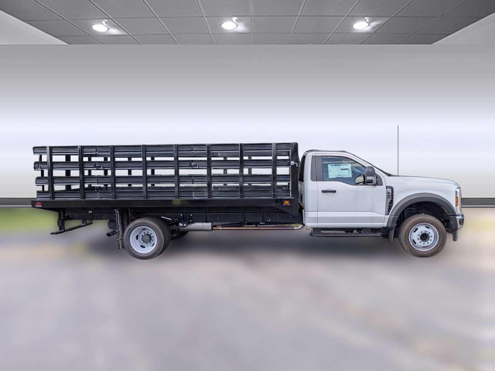 New 2024 Ford F550 2WD Regular Cab Super Duty image 7