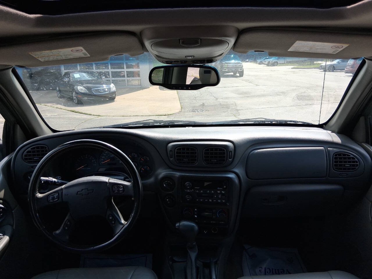 Used 2002 Chevrolet TrailBlazer LTZ AWD/4WD image 15