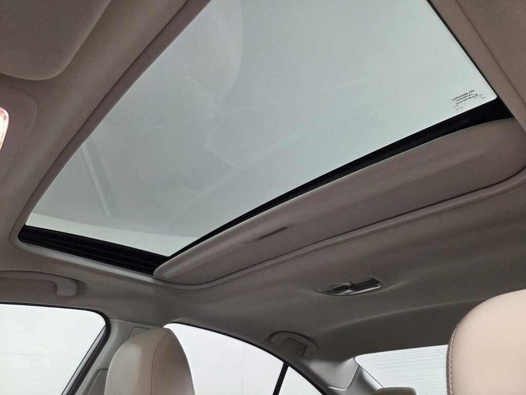 Used 2015 Subaru Legacy 2.5i Limited image 3