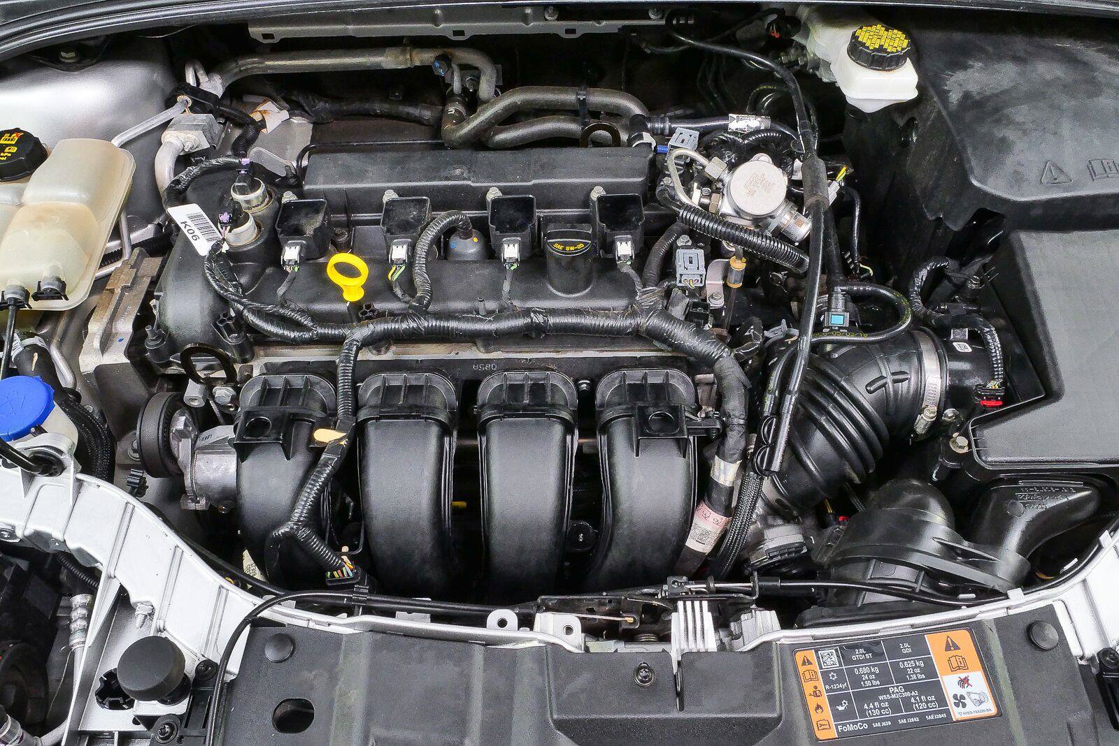Used 2018 Ford Focus SE FWD image 32