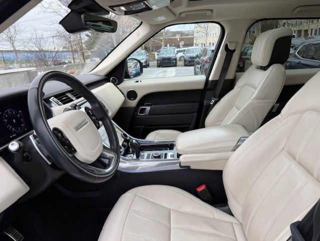 Used 2021 Land Rover Range Rover Sport HSE Silver Edition image 3