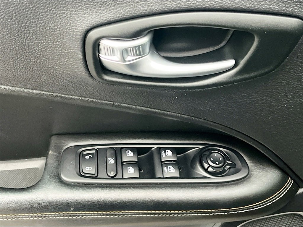 Used 2021 Jeep Compass Latitude image 17