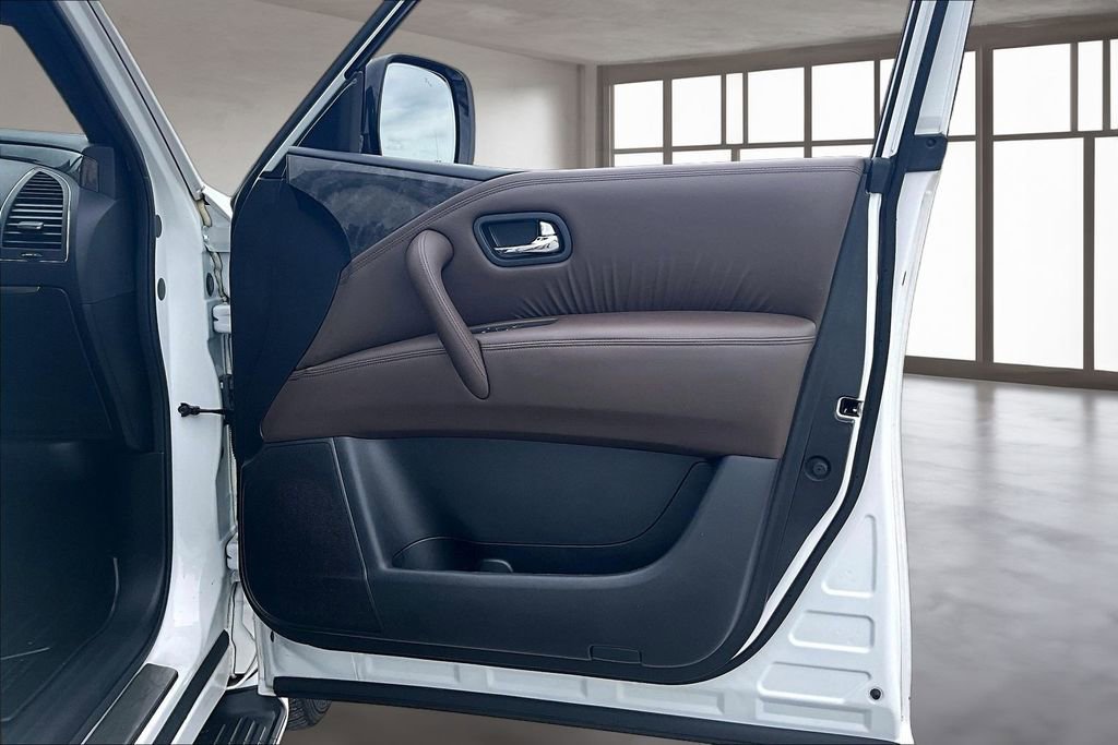 Used 2023 Nissan Armada Platinum w/ Captain's Chairs Package RWD image 28