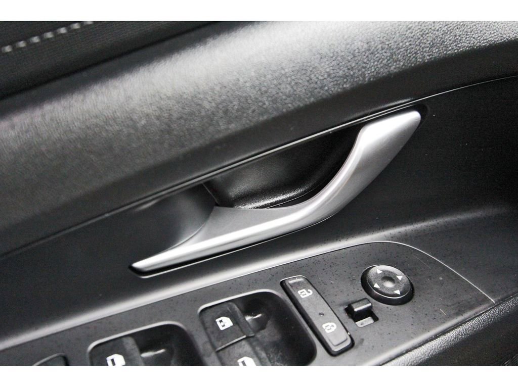 Certified 2021 Hyundai Elantra SEL image 20