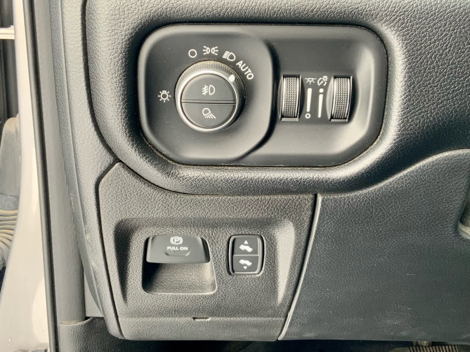 Used 2022 RAM 1500 Laramie image 48