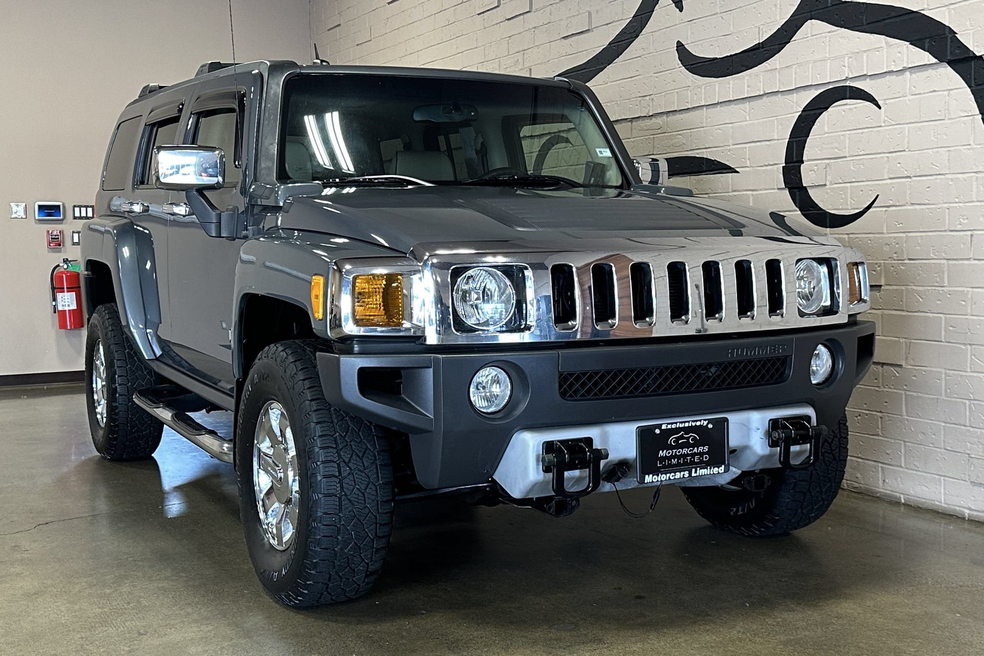 Used 2009 HUMMER H3 Luxury AWD/4WD image 11