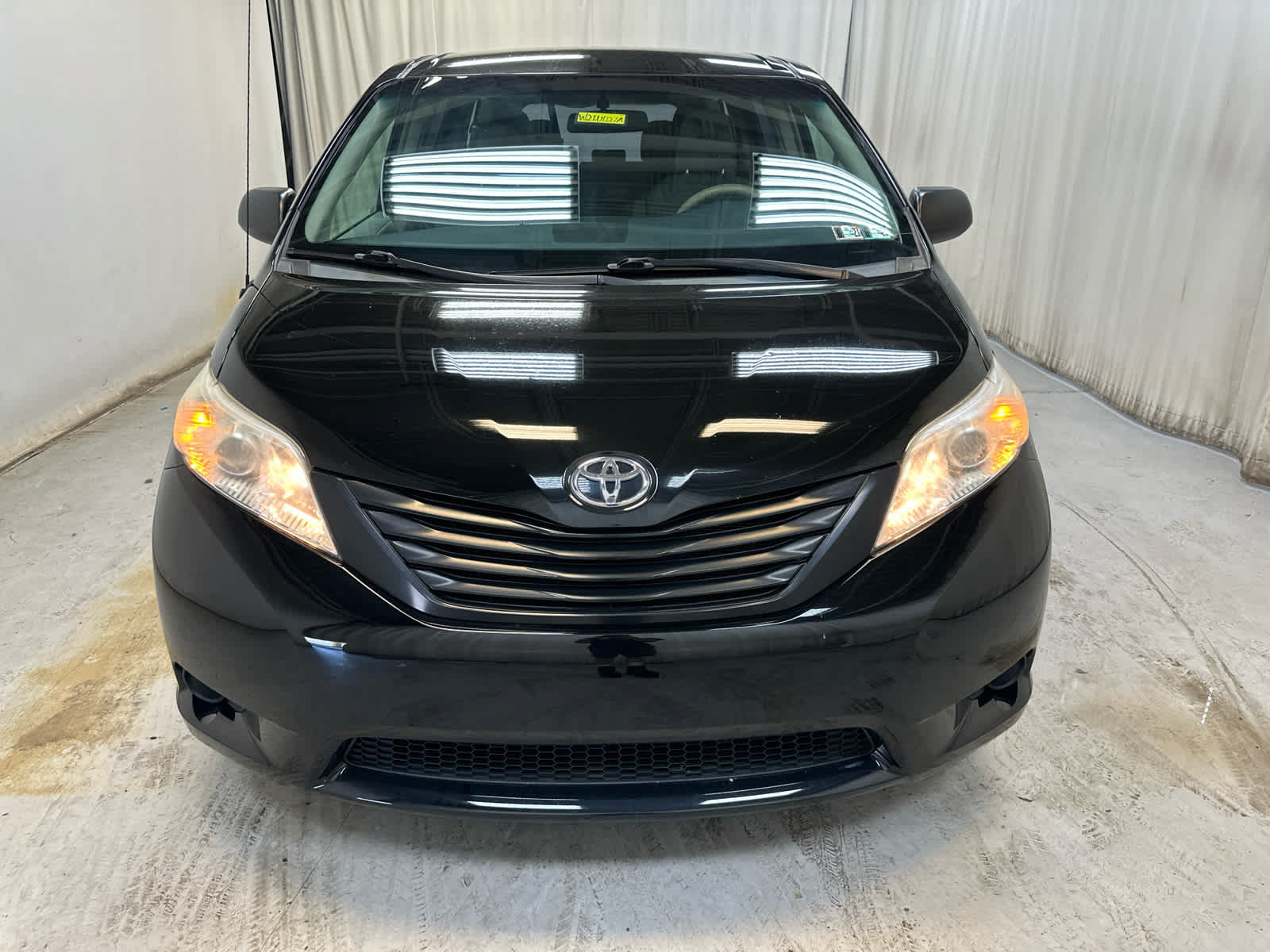 Used 2014 Toyota Sienna L FWD image 7