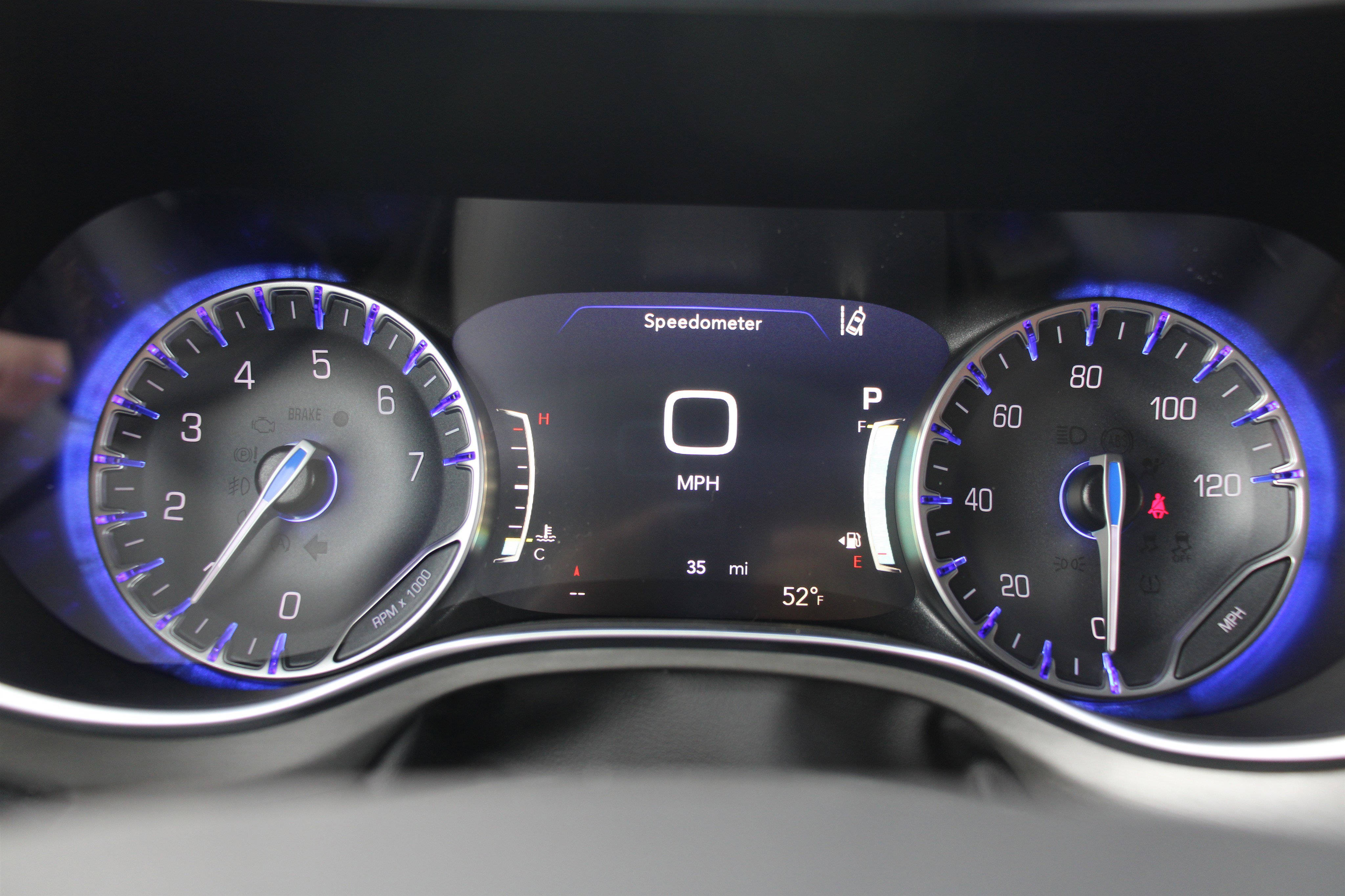 New 2026 Chrysler Pacifica Pinnacle image 13