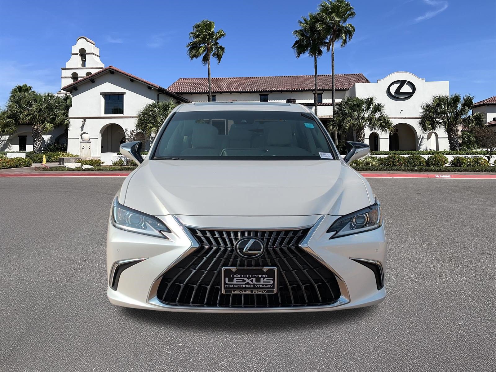 Used 2025 Lexus ES 350 w/ Premium Package FWD image 6