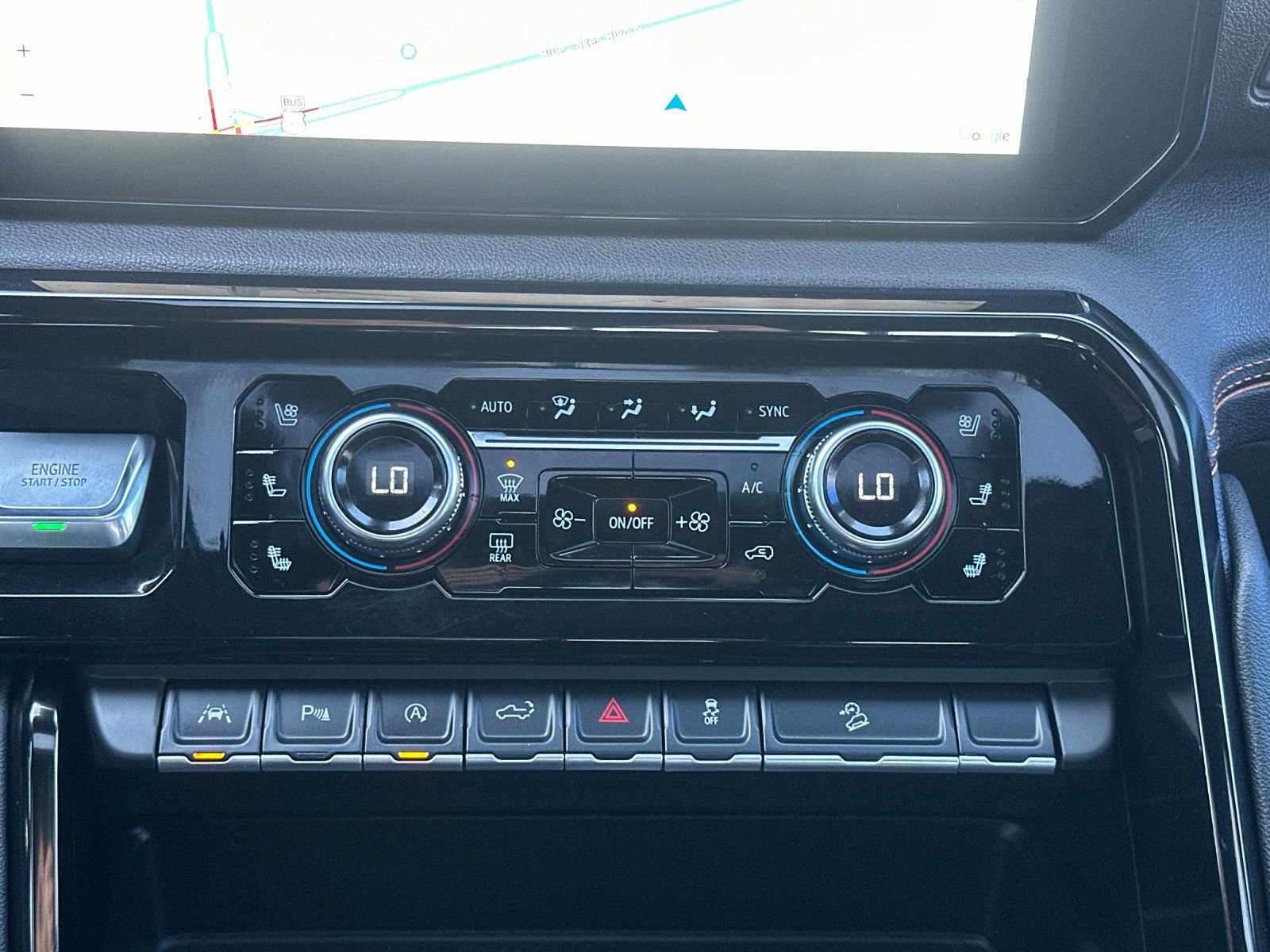 Used 2025 GMC Sierra 1500 AT4 w/ AT4 Premium Package image 24