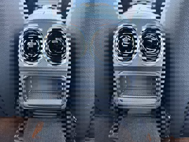 Used 2024 Mercedes-Benz C 300 4MATIC Sedan image 9