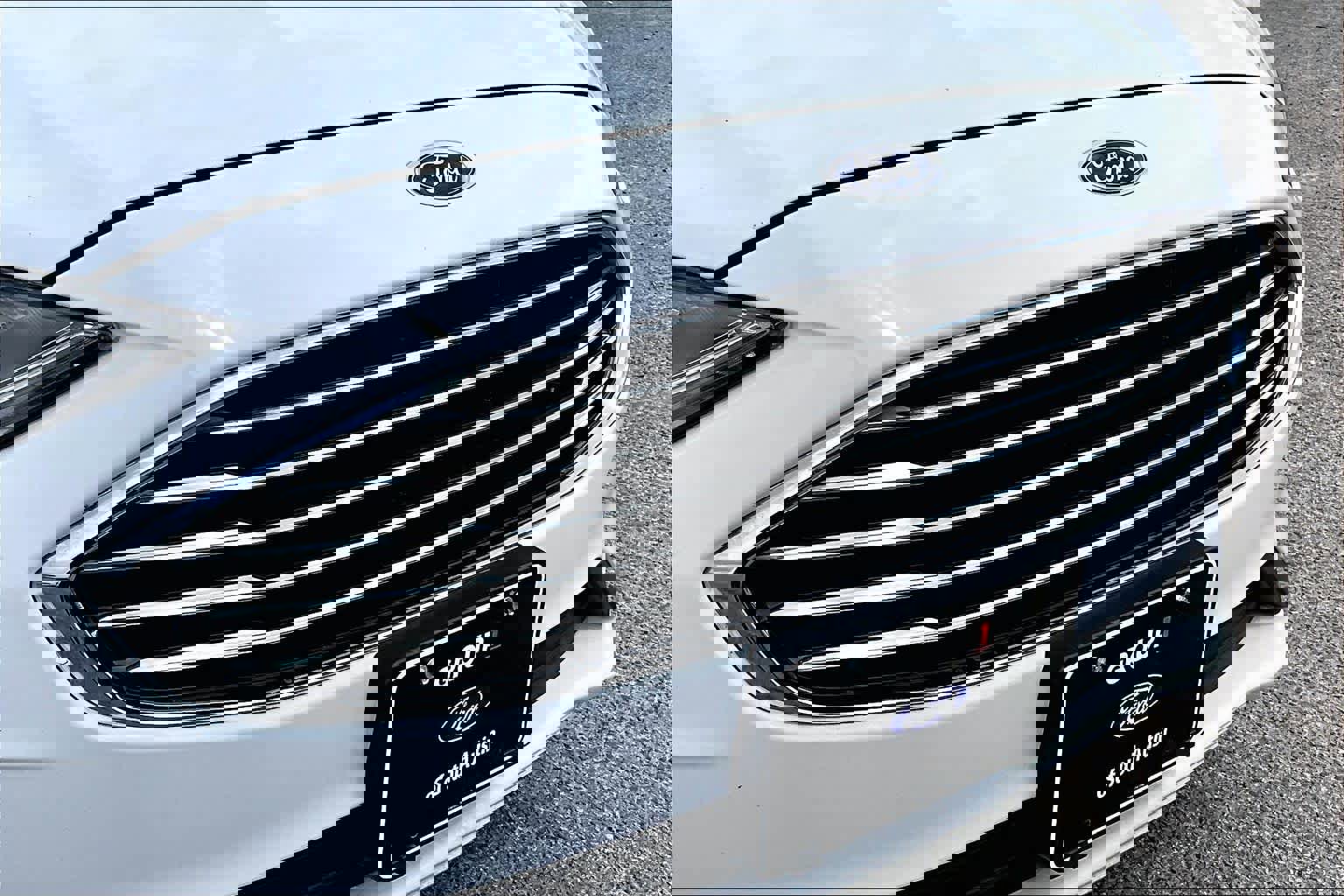 Used 2020 Ford Fusion SE image 30