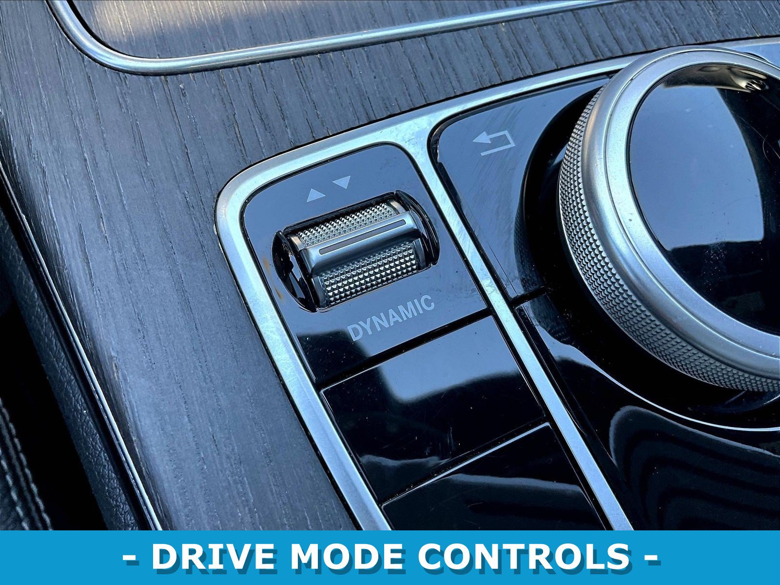 Used 2019 Mercedes-Benz C 300 4MATIC Sedan image 35