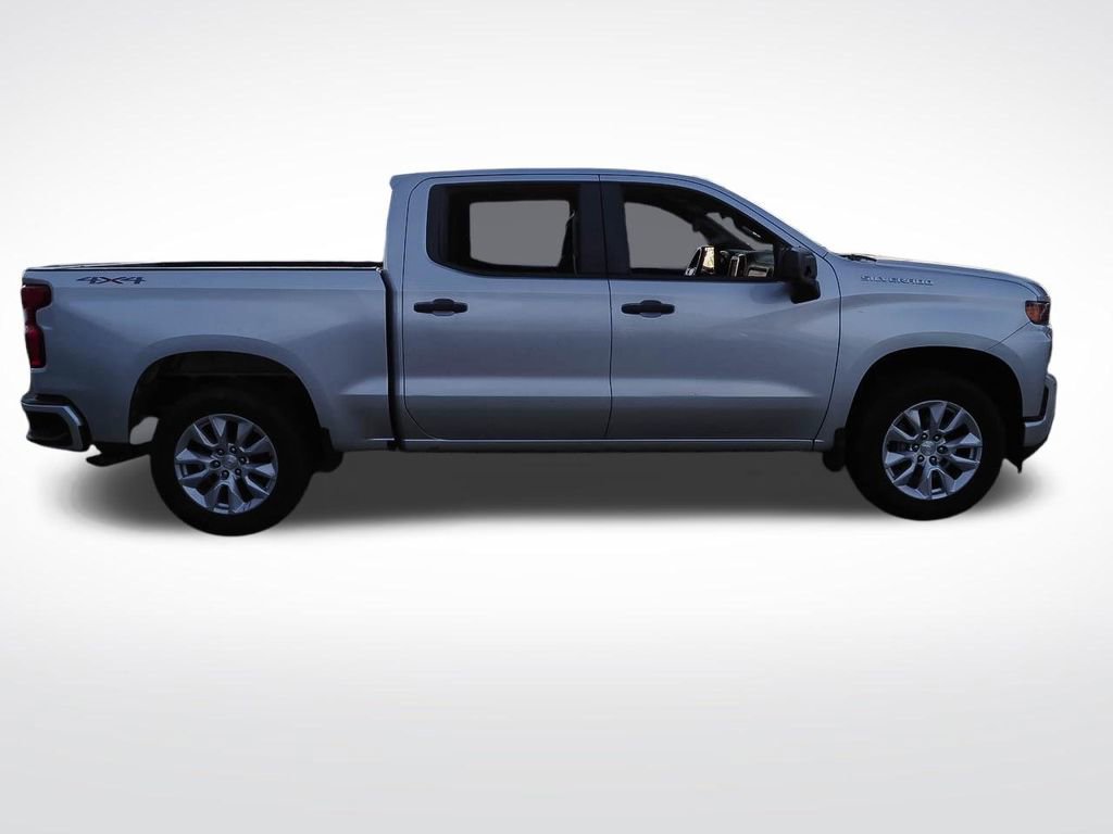 Used 2022 Chevrolet Silverado 1500 Custom image 5