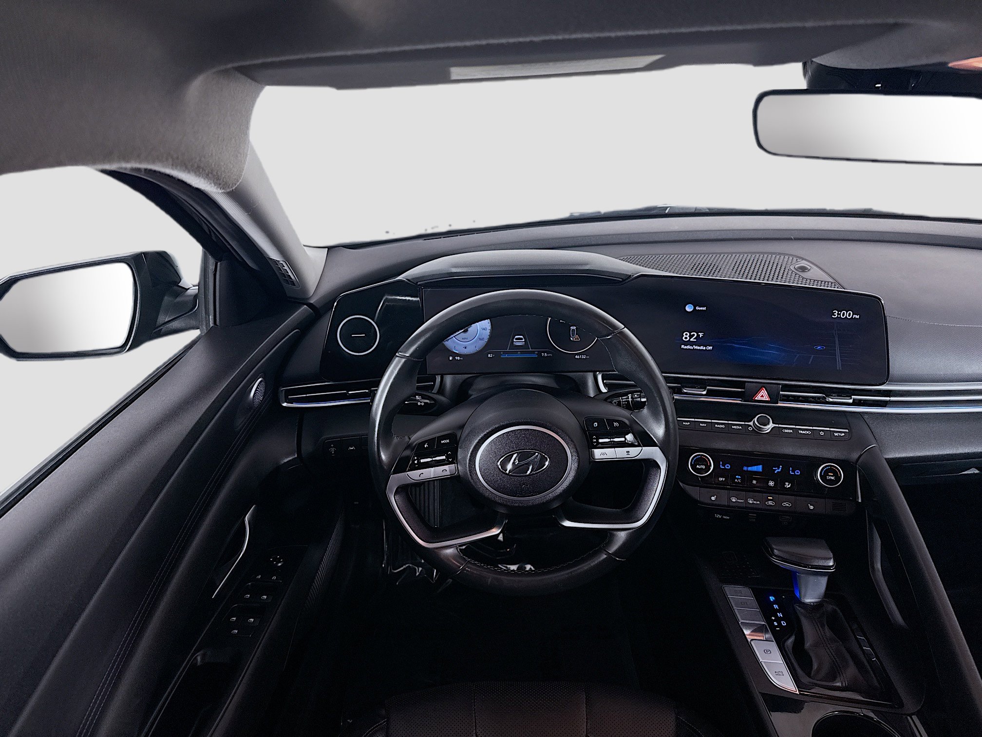 Used 2021 Hyundai Elantra Limited image 17