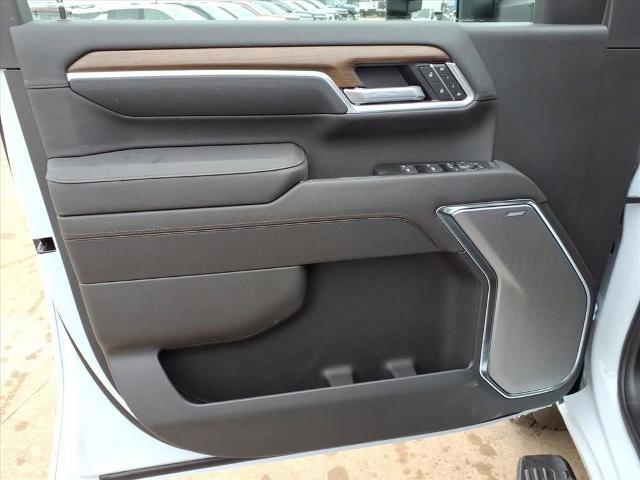 New 2026 Chevrolet Silverado 3500 High Country w/ High Country Premium Package image 19