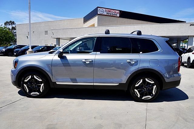 Used 2024 Kia Telluride S w/ S Sunroof Package AWD/4WD image 8