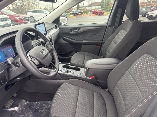 Used 2023 Ford Escape Active AWD/4WD image 17