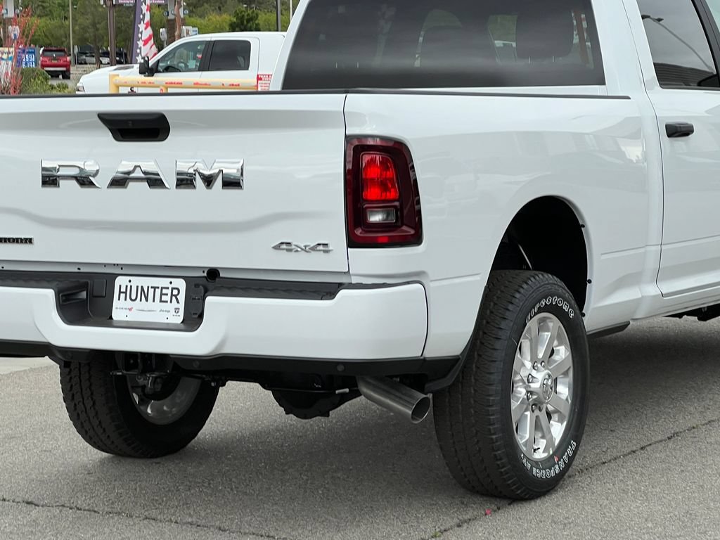 New 2026 RAM 2500 Big Horn AWD/4WD image 8