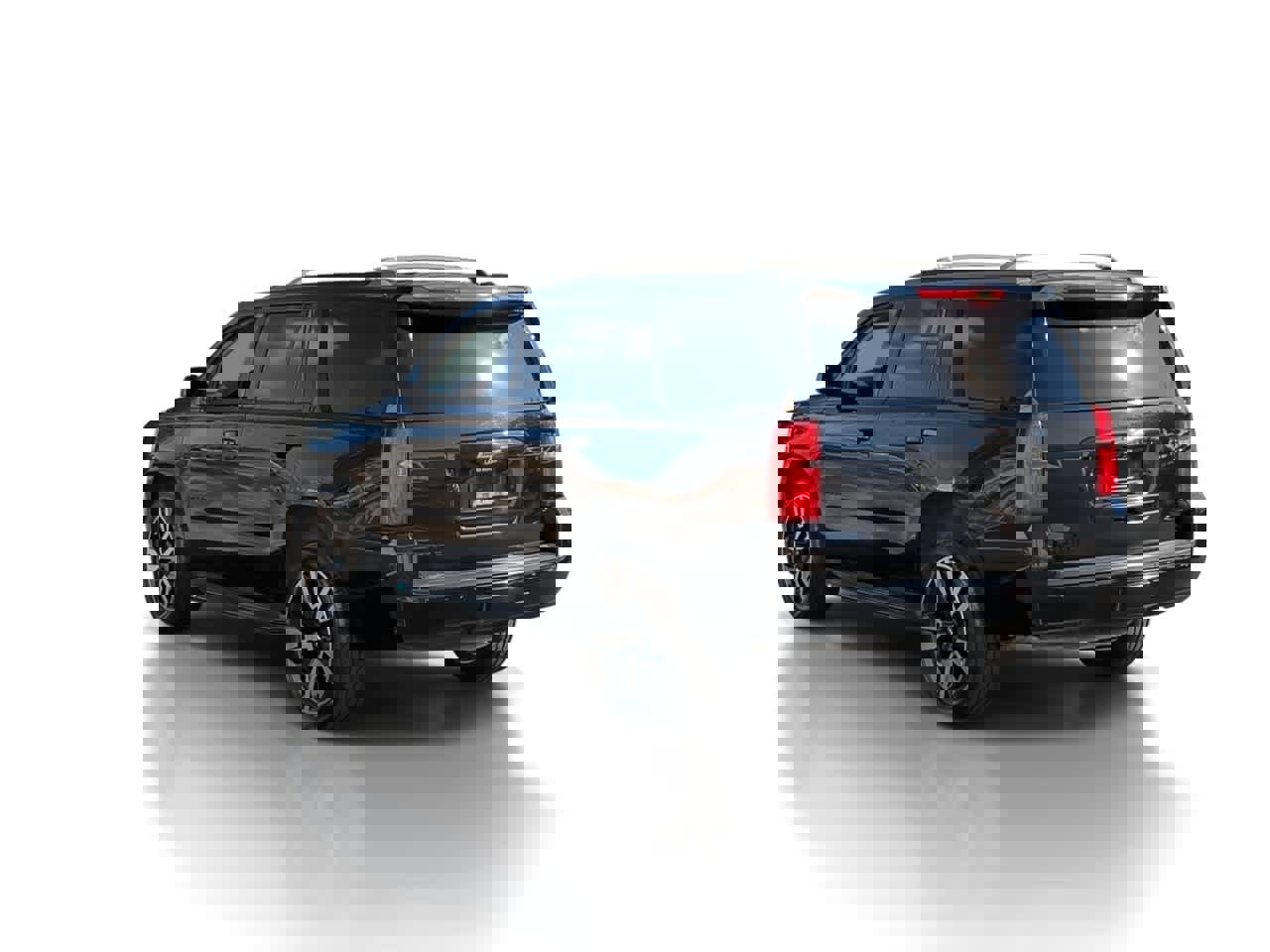 Used 2018 Chevrolet Tahoe LT w/ RST Edition image 6