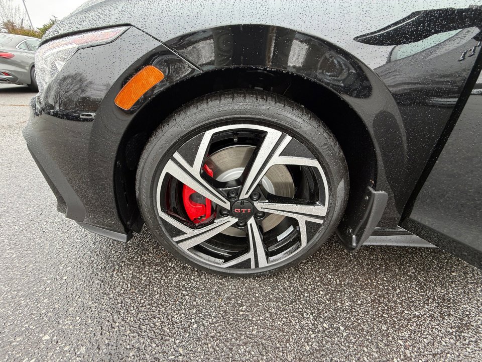 New 2026 Volkswagen GTI SE image 27