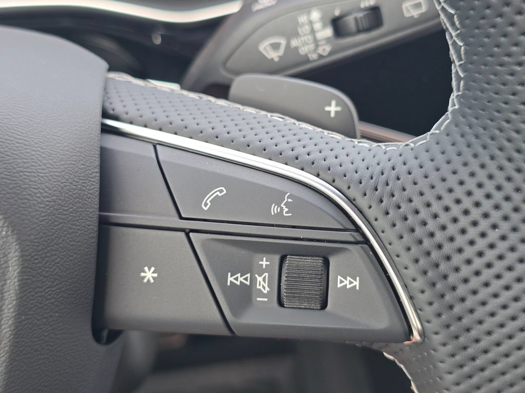 New 2026 Audi SQ8 Premium Plus AWD/4WD image 31