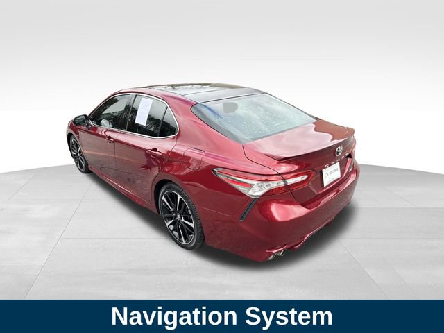 Used 2018 Toyota Camry XSE image 3