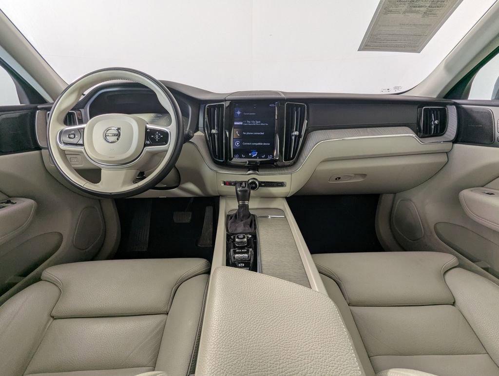 Used 2019 Volvo XC60 T5 Inscription w/ Protection Package Premier image 5