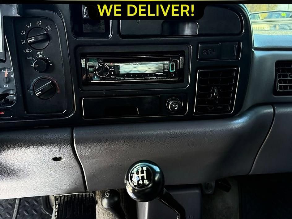 Used 1997 Dodge Ram 2500 Truck 4x4 Club Cab image 9