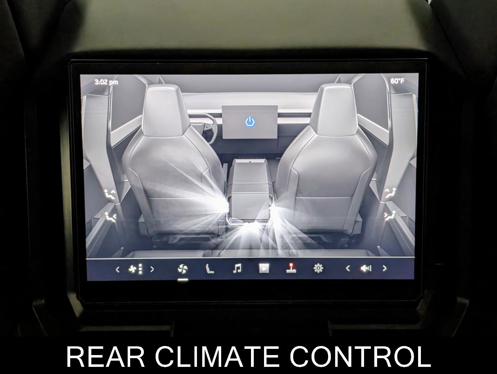 Used 2025 Tesla Cybertruck AWD Crew Cab image 19