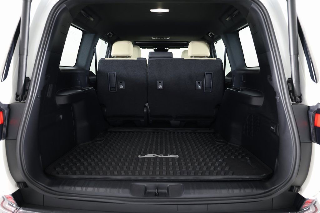 Used 2024 Lexus GX 550 AWD/4WD image 12