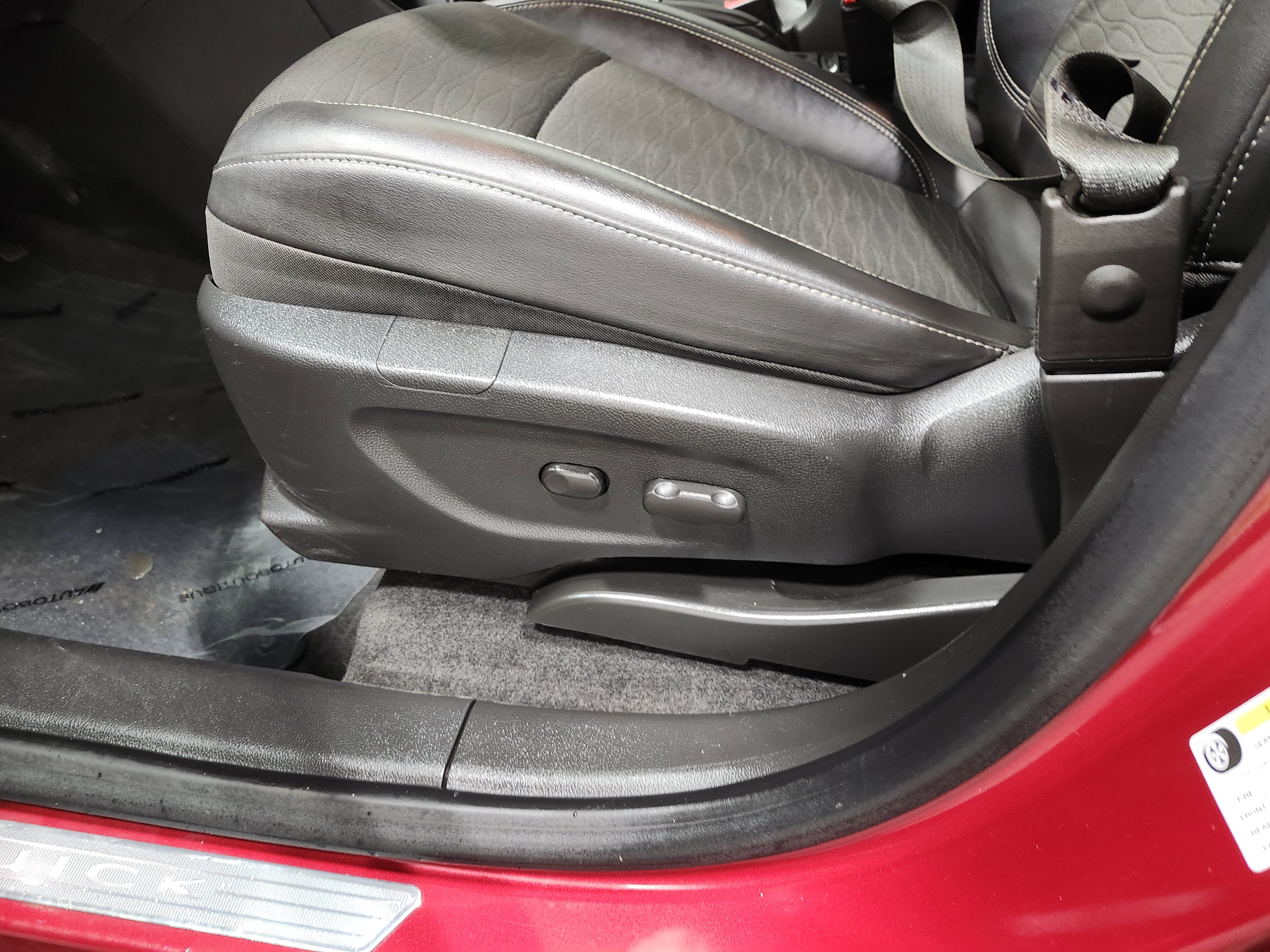 Used 2016 Buick Encore AWD image 23