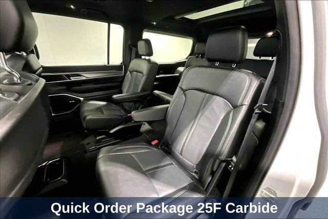 Used 2024 Jeep Wagoneer Series II AWD/4WD image 30