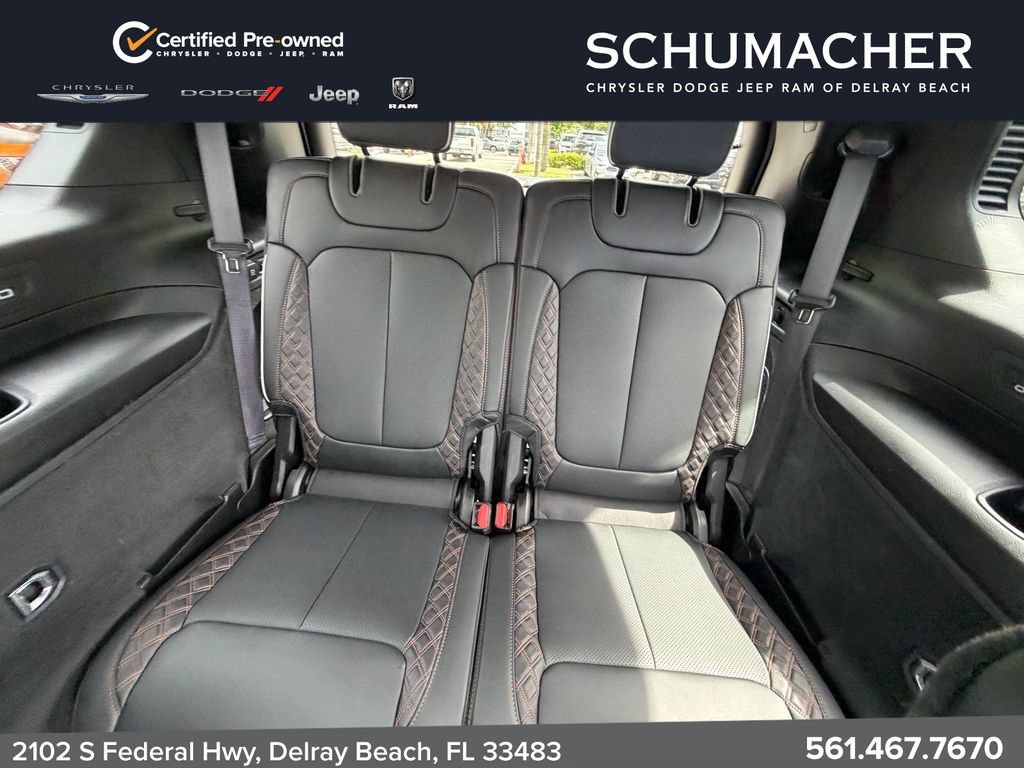 Used 2023 Jeep Grand Cherokee L Summit AWD/4WD image 16