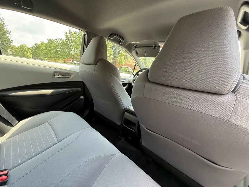 Used 2020 Toyota Corolla SE FWD image 28