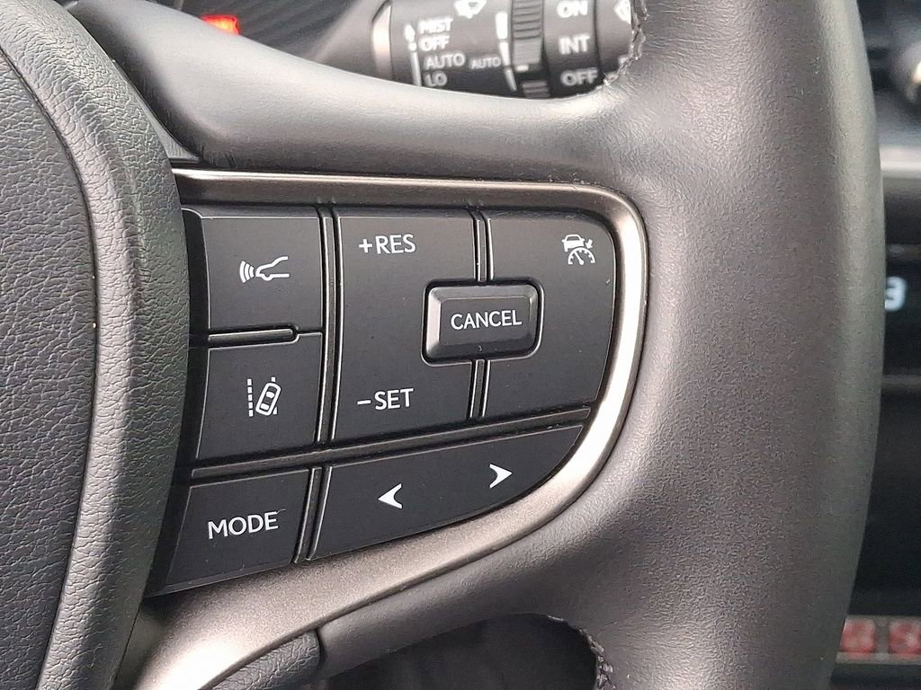 Used 2023 Lexus UX 250h AWD w/ Premium Package image 23