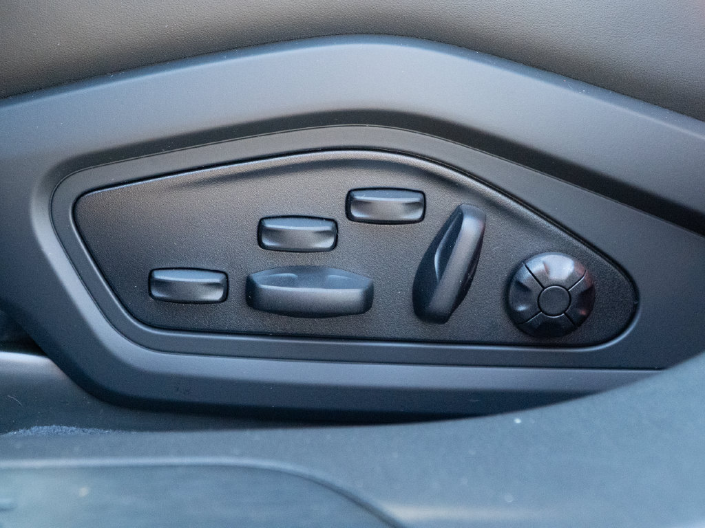 New 2026 Porsche Taycan GTS AWD/4WD image 21