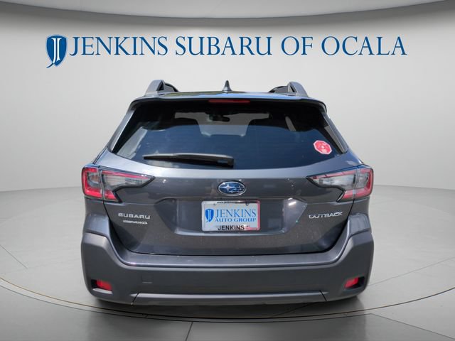 Used 2025 Subaru Outback Premium AWD/4WD image 4